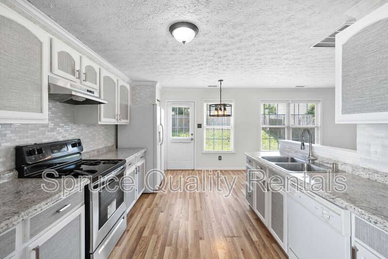 Foto principal - 4229 Tensity Dr