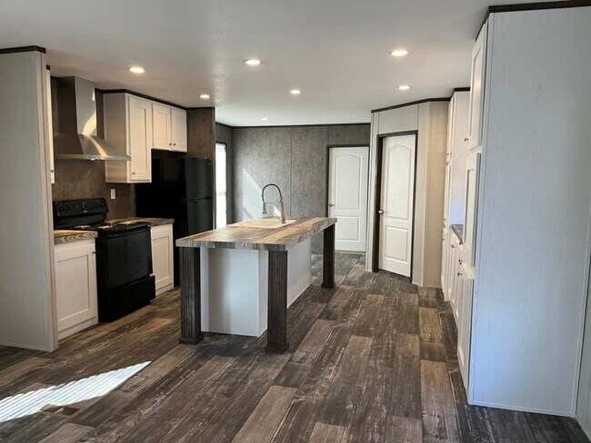 Foto del edificio - 107 Toledo St