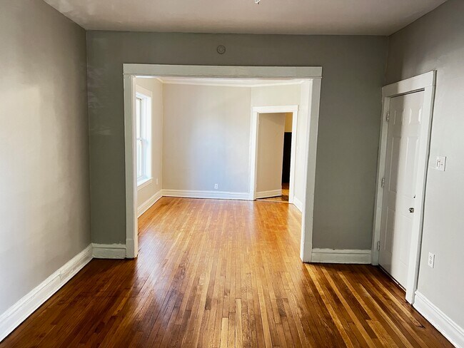 Foto del edificio - 739 N Ridgeway Ave