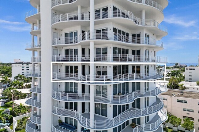 Building Photo - 612 Bayshore Dr