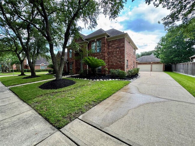 Foto del edificio - 3719 Emerald Falls Dr
