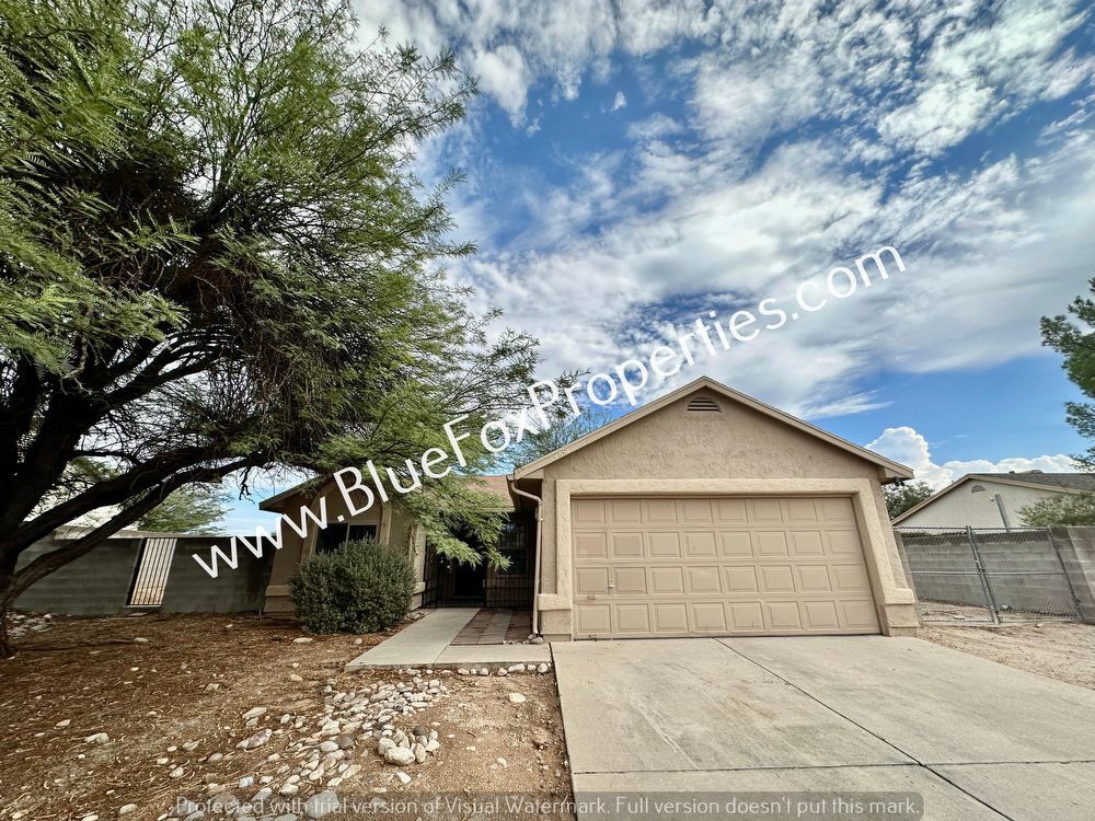 Foto principal - 4891 W Condor Dr