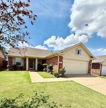 Building Photo - 2821 Fennel Rd