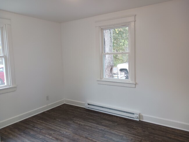 Dormitorio - 124 Center St