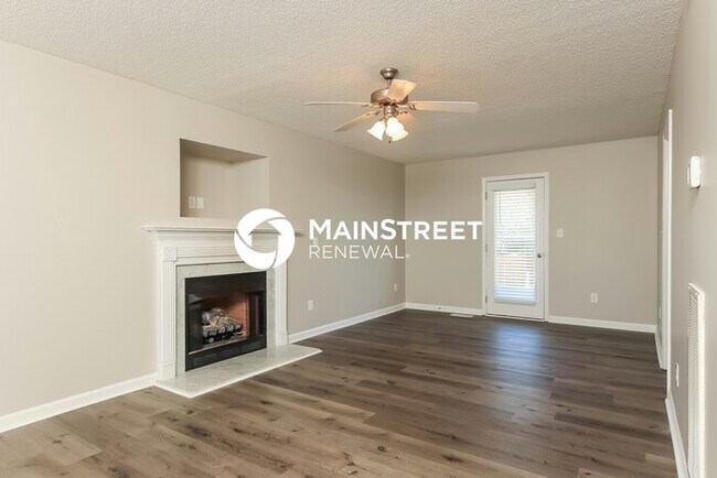 Foto del edificio - 3 Bedroom Pet-Friendly Home in Smithfield, NC with Main Street Renewal