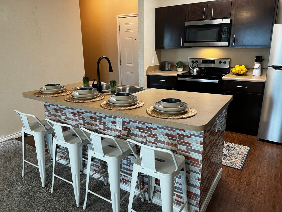 Foto principal - 251 W Miller Ave