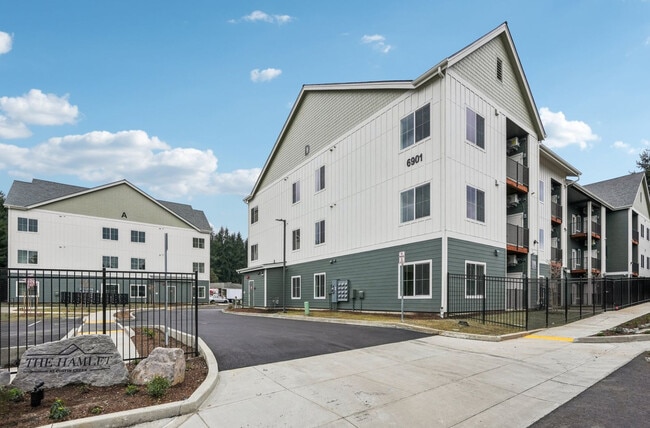 Building Photo - The Hamlet at Curtin Creek