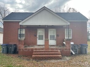 Building Photo - 513 Buick St