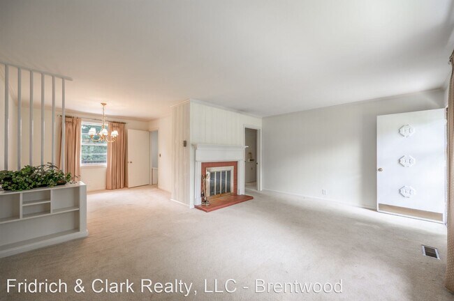 Building Photo - 3 br, 1 bath House - 202 Cottage Ln