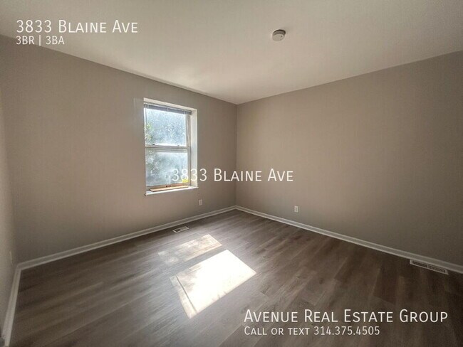 Foto del edificio - 3833 Blaine Ave