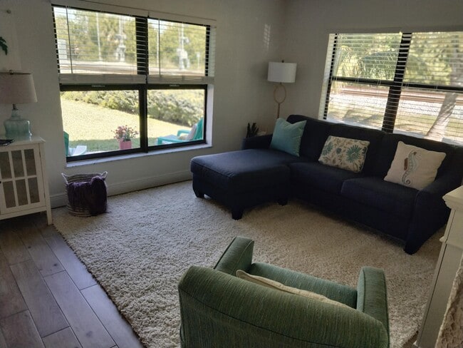 Foto del edificio - 1150 NE County Line Rd