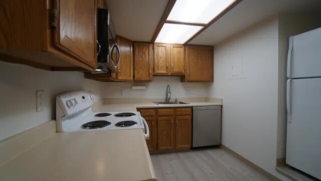 Building Photo - 2865 Sundown Ln