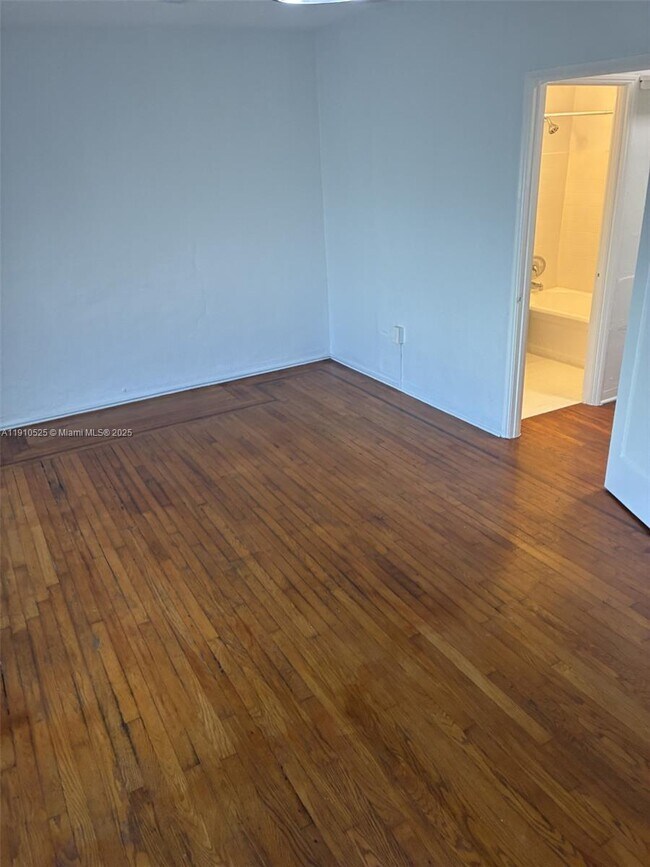 Foto del edificio - 334 25th St