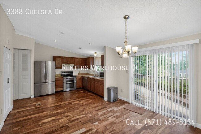 Building Photo - 3388 Chelsea Dr