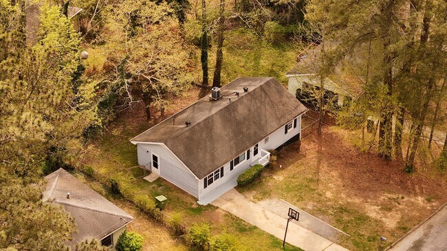 Building Photo - 2730 Argyle Dr NW