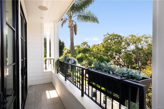 Foto del edificio - 616 Acacia Ave