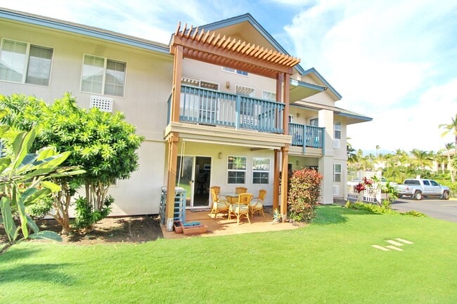 Building Photo - Nicely Remodeled and Furnished 2 Bed 2 Bat...
