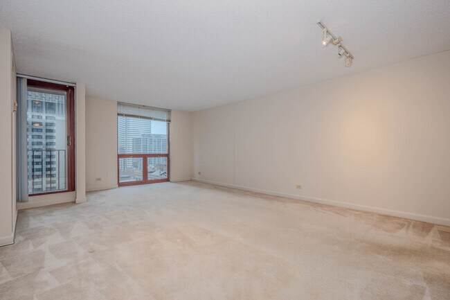 Foto del edificio - 200 N Dearborn St