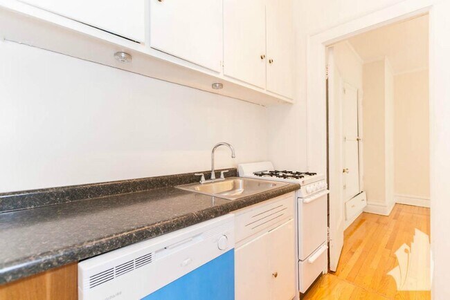 Foto del edificio - 439 W Melrose St