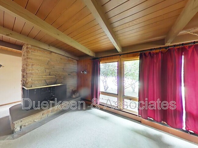 Foto del edificio - 1804 SW Brooklane Dr