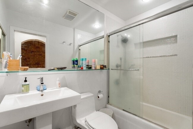 Foto del edificio - 19 Milford St