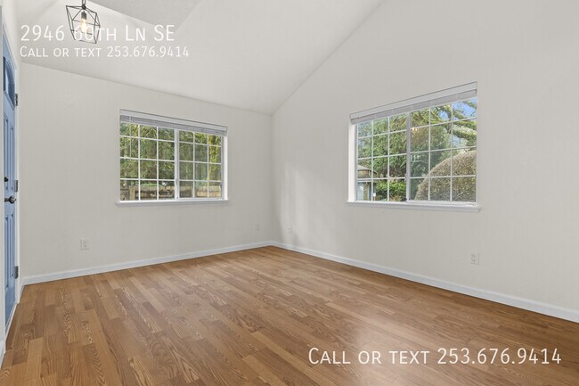 Foto del edificio - 2946 60th Ln SE