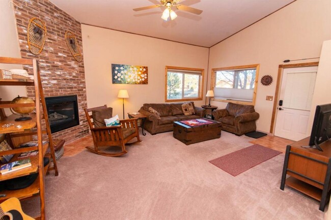 455 Saturn - VACATION RENTAL photo'