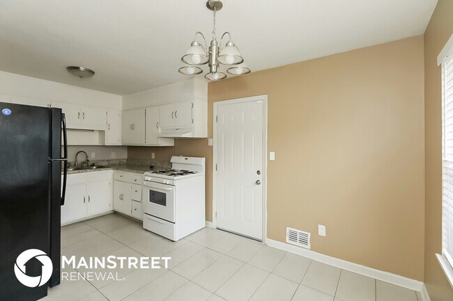 Foto del edificio - 7025 Winkfield Pl