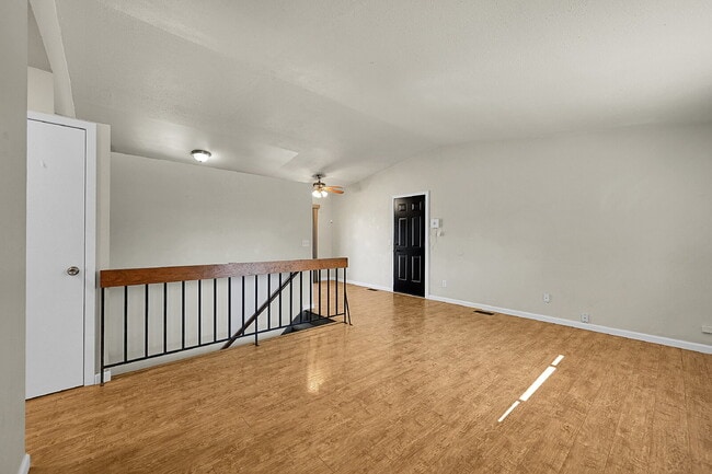 Foto del edificio - $2,095.00, 4-bed, 2-bath located in Colora...