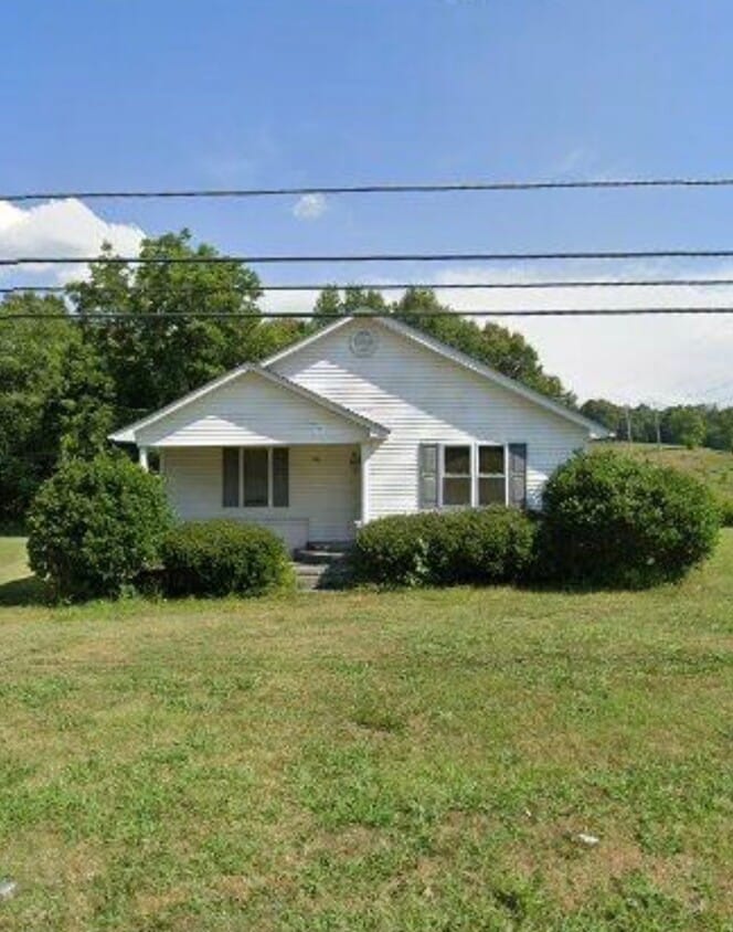 Primary Photo - 341 W Main St