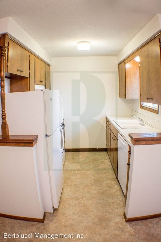 Foto del edificio - 1552-1562 Evergreen Ave NE