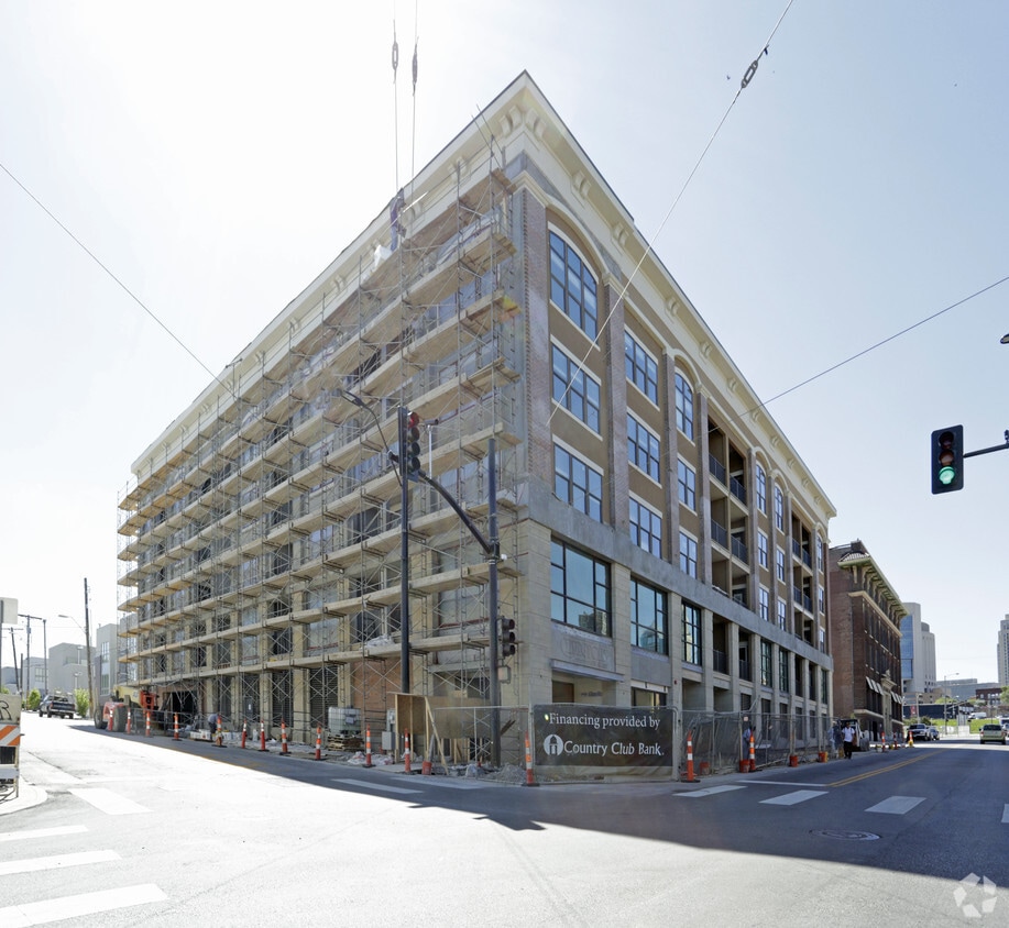 Centropolis on Grand Apartments Kansas City, MO