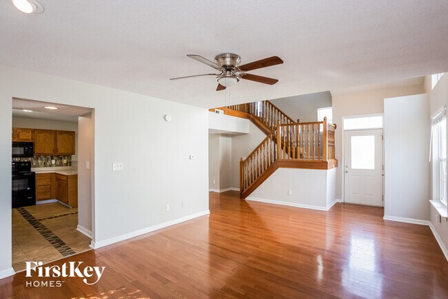 Foto del edificio - 5967 Liverpool Ln