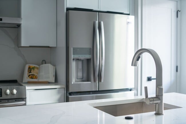 Building Photo - Hagert Street Estates