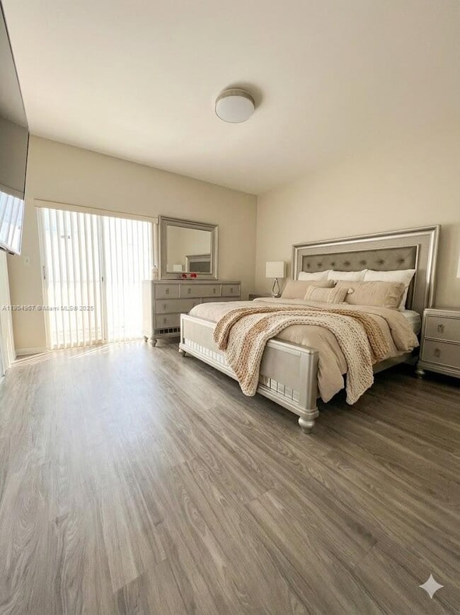 Foto del edificio - 8116 NW 199th Terrace