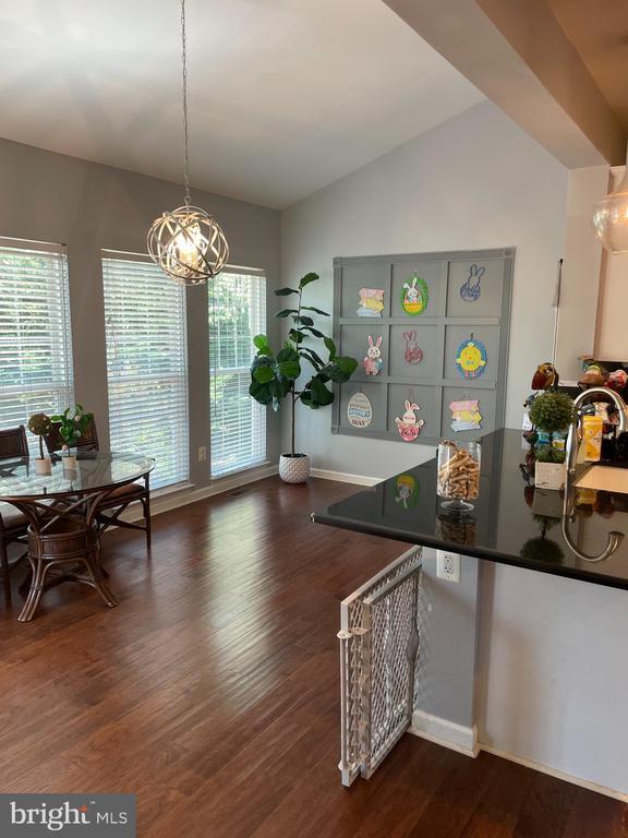 Foto del edificio - 35 Live Oak Ln