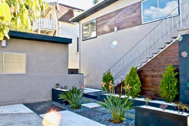 Foto del edificio - 2165 Ewing St