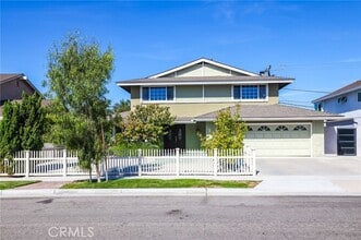 Building Photo - 16051 Ballantine Ln