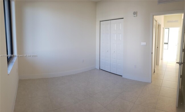 Building Photo - 8363 NW 41st St