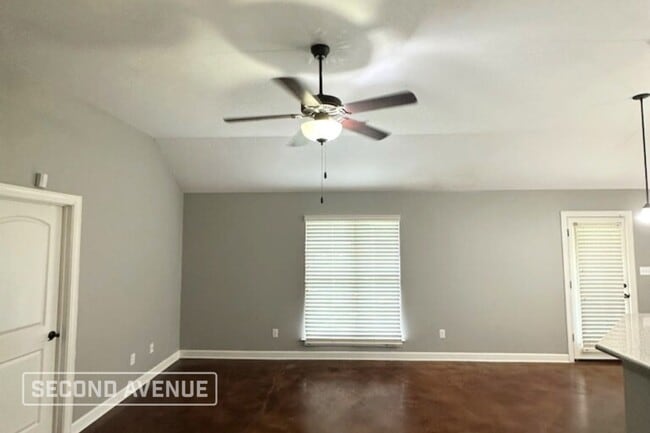 Building Photo - 8948 Smith Ranch Dr
