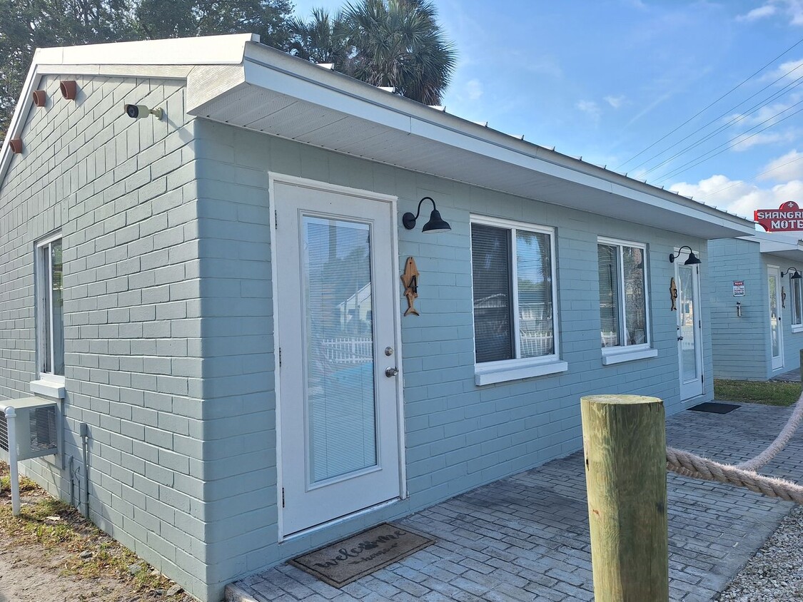 Primary Photo - NSB FURNISHED EFFICIENCY UNIT-ALL UTILITIE...