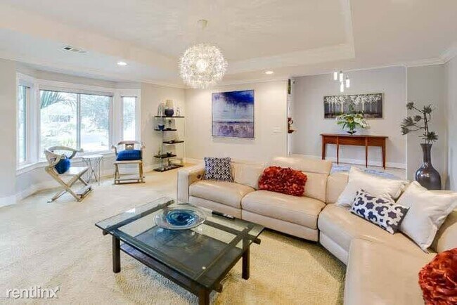 Building Photo - 3 br, 2 bath House - 764 Almarida Drive