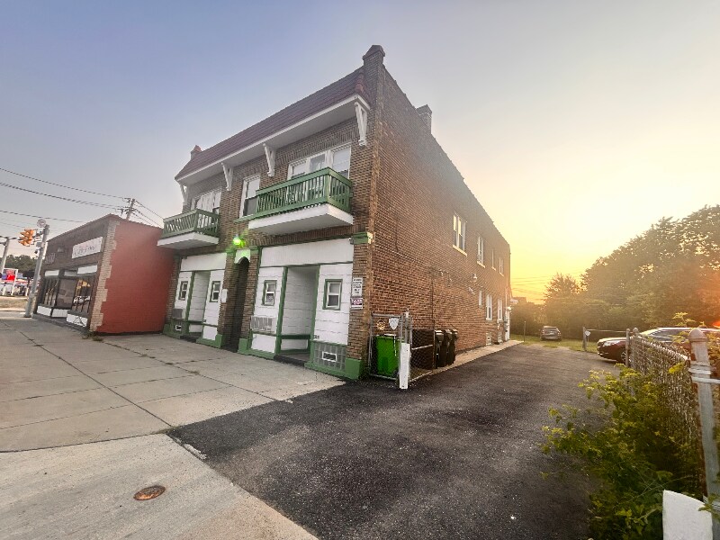 Foto principal - 4512 E 131st St