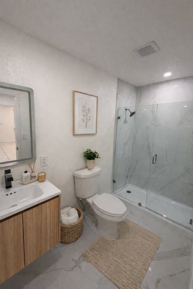 Photo - 10424 SW 7th St House