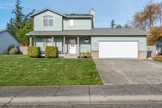 Building Photo - 1536 SW 7th Ave