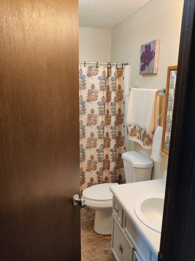 Bathroom - 3475 Winston Dr