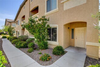 Building Photo - 8985 S Durango Dr