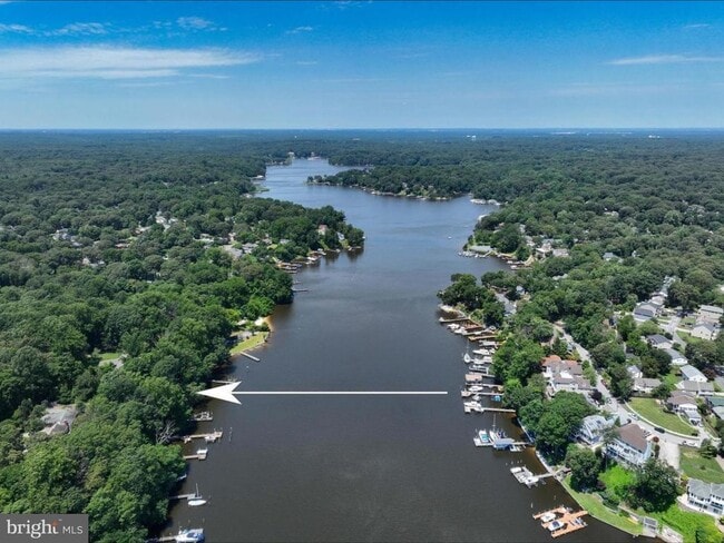 Building Photo - 922 Waterview Dr