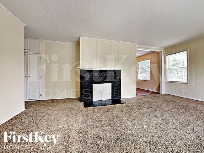 Building Photo - 344 Nassau St