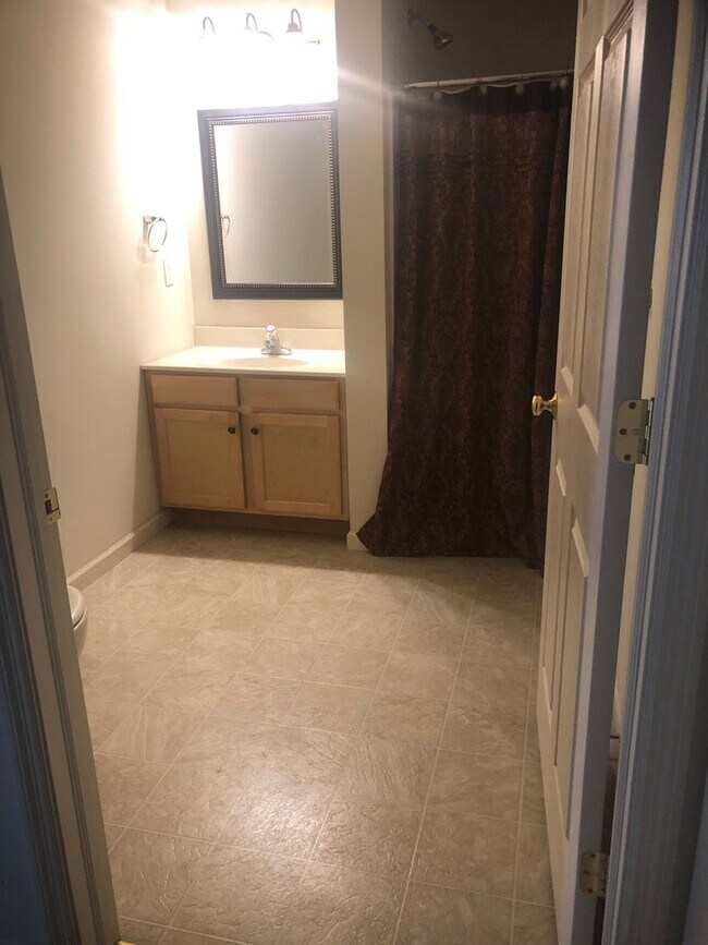 Building Photo - Beautiful Laurel Springs Home For Rent